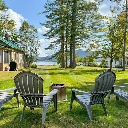Lake Pleasant Cabin On 3 Acres With Kayaks And Beach! Kültér fotó