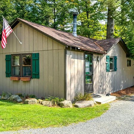 Lake Pleasant Cabin On 3 Acres With Kayaks And Beach! Kültér fotó